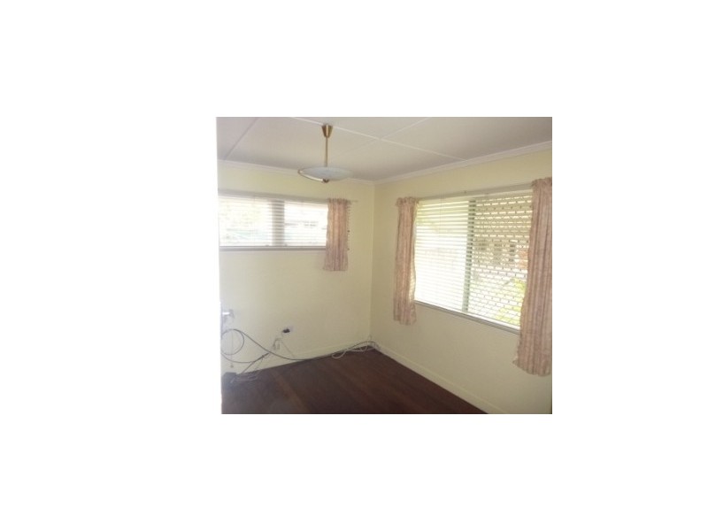 95 Klingner Road, Redcliffe QLD 4020