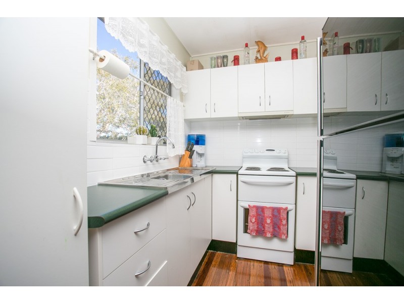 24 Silcock Street, Clontarf QLD 4019