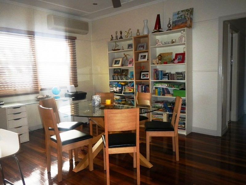 36 Garnet Street, Scarborough QLD 4020