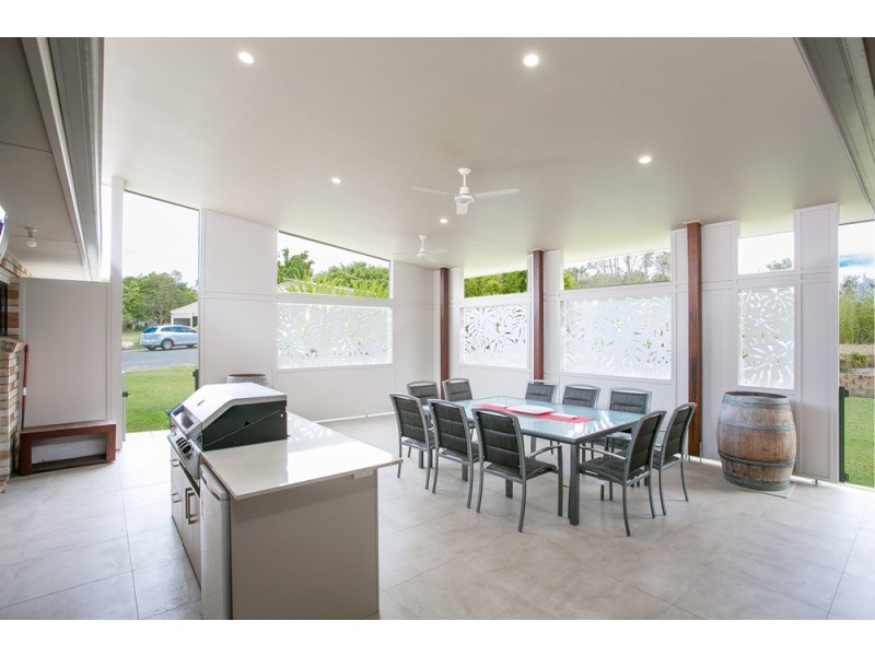 34 Jamor Court, Elimbah QLD 4516