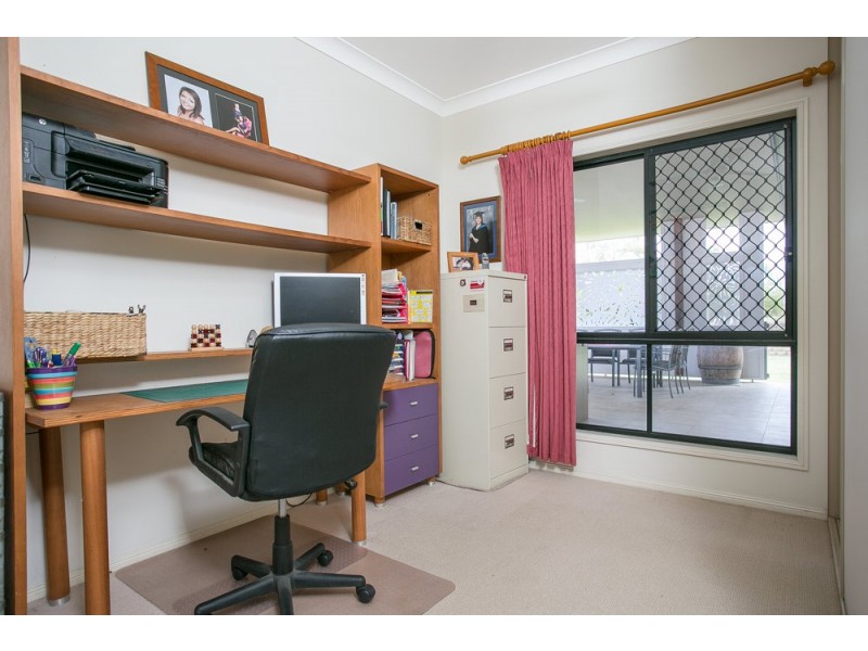 34 Jamor Court, Elimbah QLD 4516