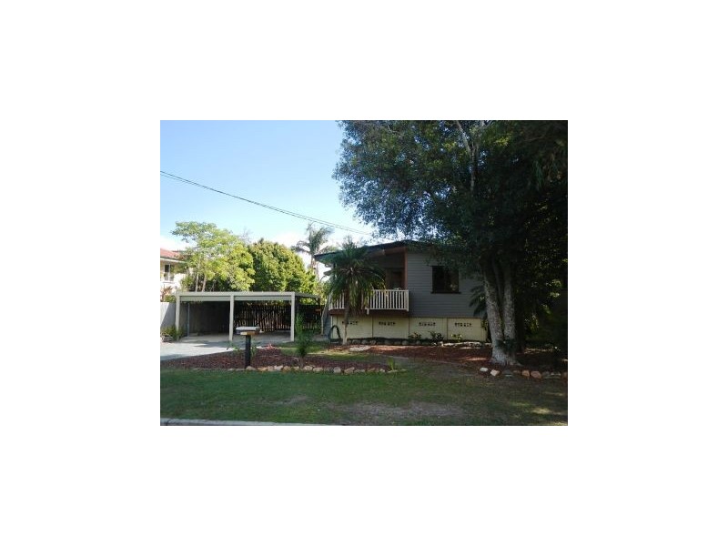 8 Esperanto Street, Redcliffe QLD 4020