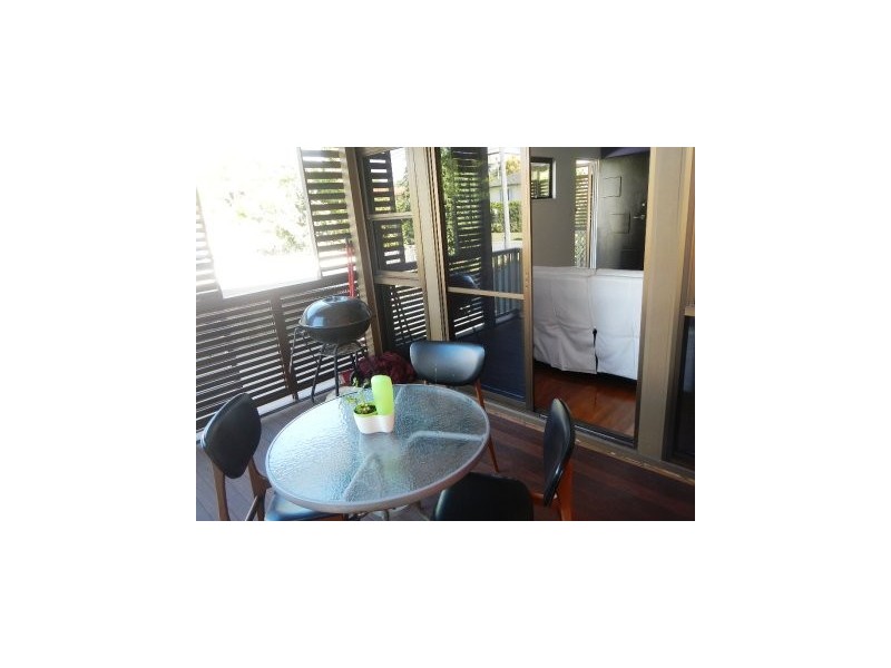 8 Esperanto Street, Redcliffe QLD 4020