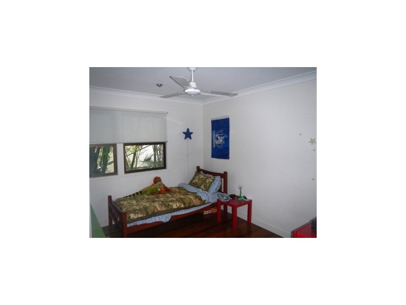 8 Esperanto Street, Redcliffe QLD 4020