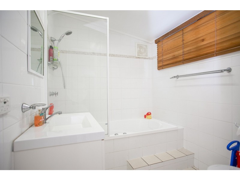 31 Victoria Avenue, Woody Point QLD 4019