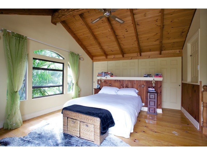 14 Bell Street, Woody Point QLD 4019