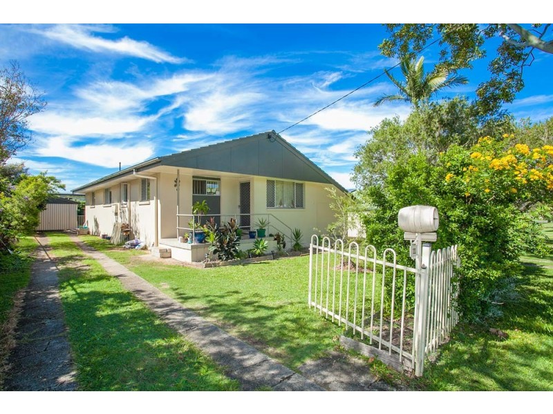 11 Ralph Street, Clontarf QLD 4019