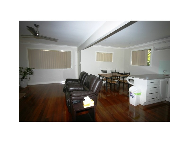 11 Ralph Street, Clontarf QLD 4019