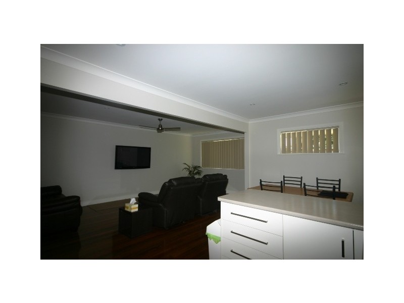 11 Ralph Street, Clontarf QLD 4019