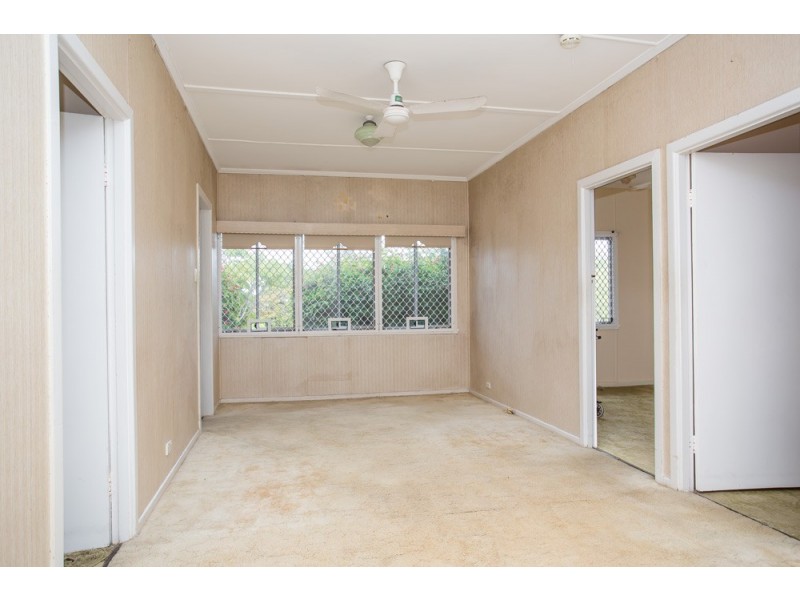 28 Collins Street, Woody Point QLD 4019