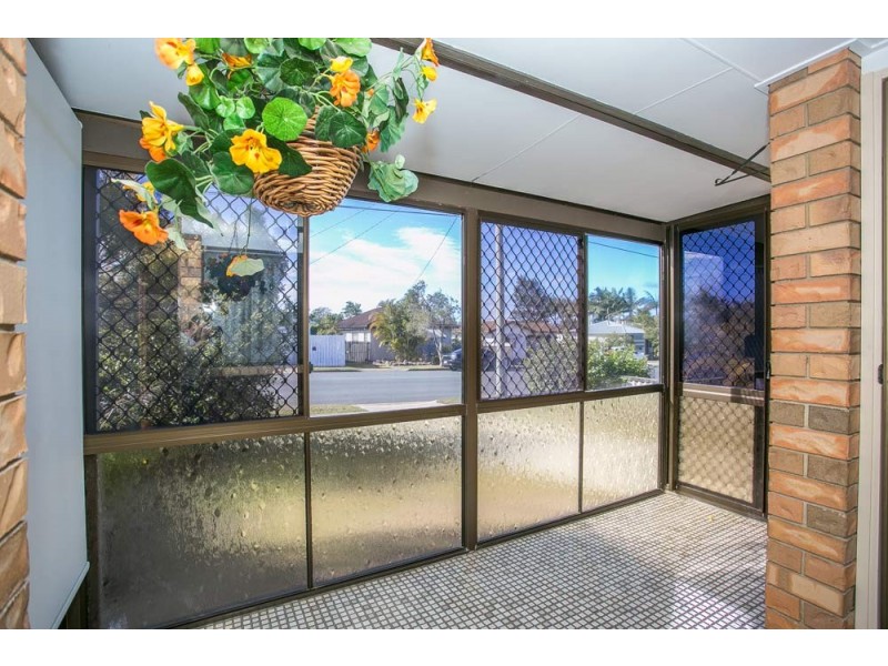 35 Keenan Street, Margate QLD 4019