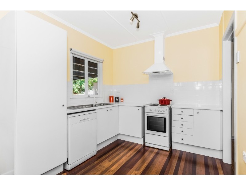71 Joseph Street, Margate QLD 4019