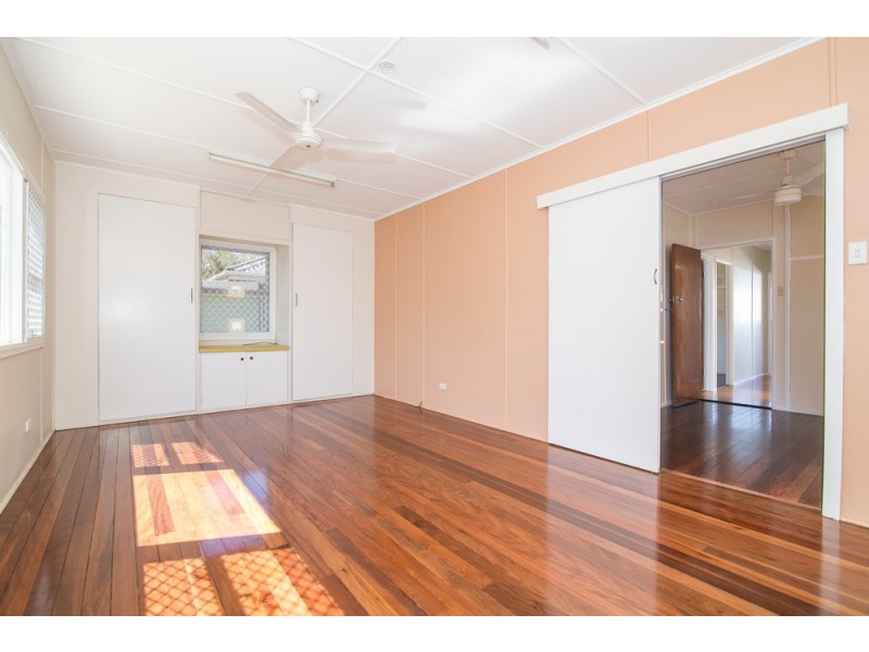12 Keenan Street, Margate QLD 4019