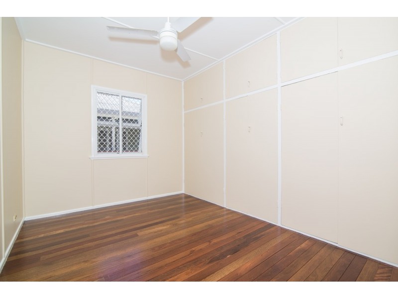 12 Keenan Street, Margate QLD 4019