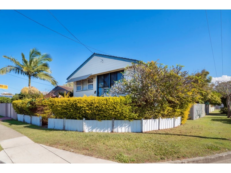 35 Elizabeth Avenue, Clontarf QLD 4019
