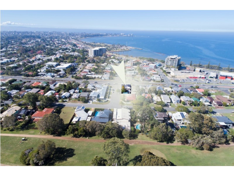 35 Elizabeth Avenue, Clontarf QLD 4019