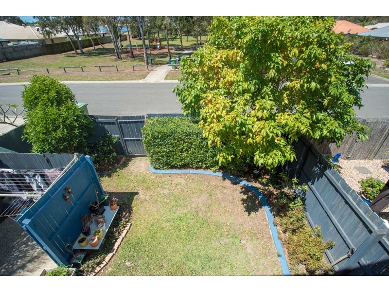 2/64 Fleet Drive, Kippa-ring QLD 4021
