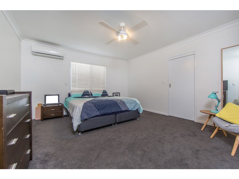 35 Longland Street, Redcliffe QLD 4020