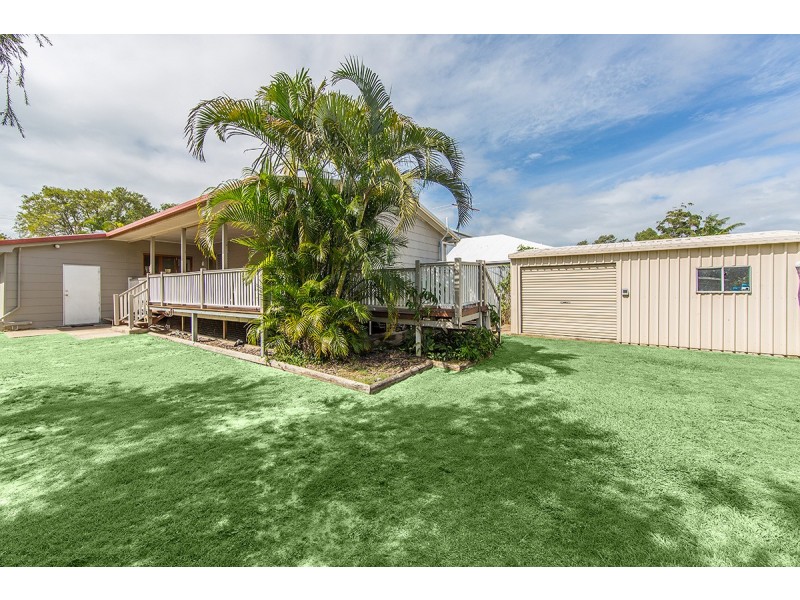 35 Longland Street, Redcliffe QLD 4020