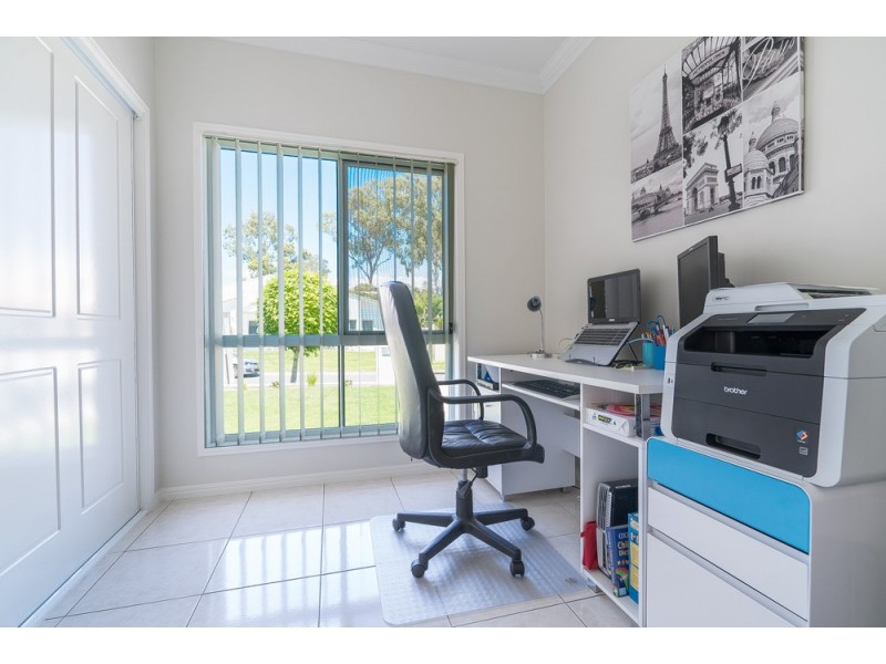 38 Lionheart Crescent, Newport QLD 4020