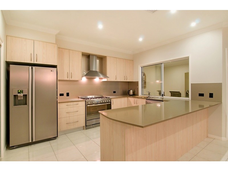 38 Lionheart Crescent, Newport QLD 4020