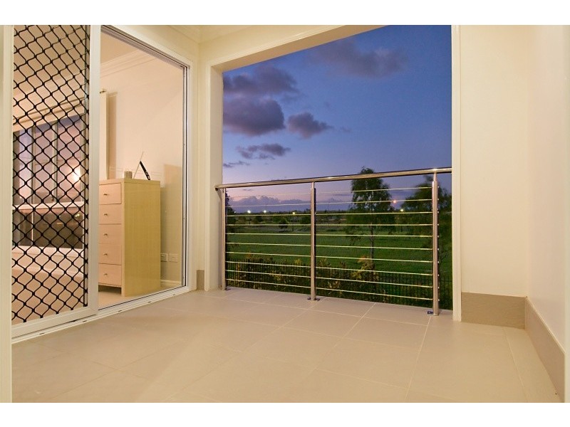 38 Lionheart Crescent, Newport QLD 4020