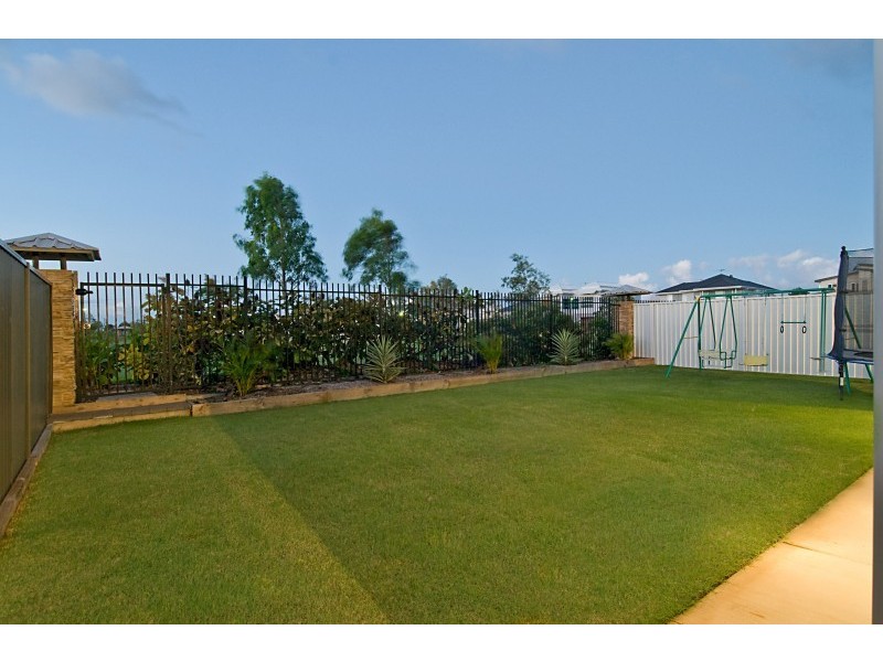 38 Lionheart Crescent, Newport QLD 4020