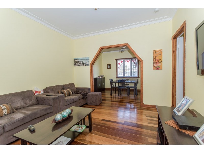 58 Shields Street, Redcliffe QLD 4020