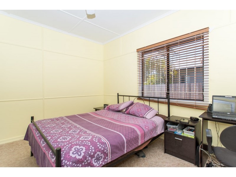 58 Shields Street, Redcliffe QLD 4020