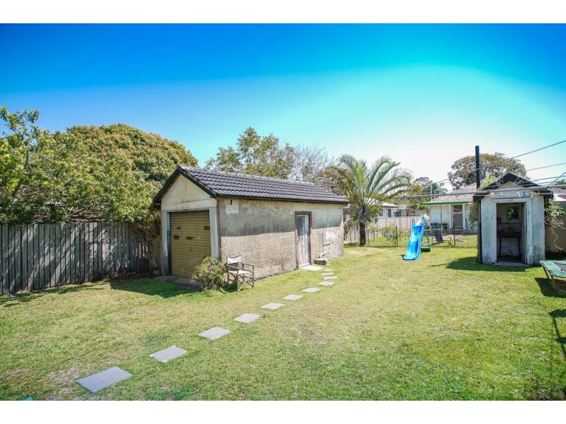 58 Shields Street, Redcliffe QLD 4020