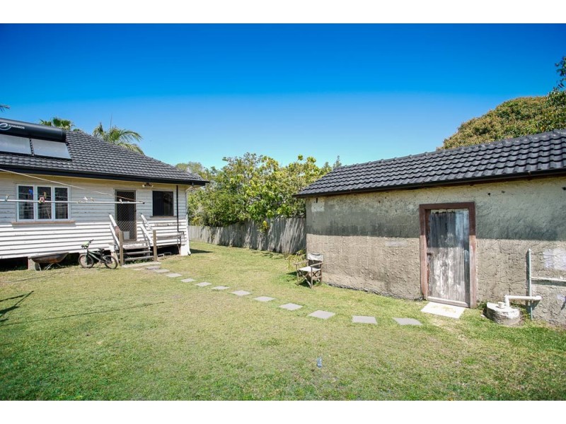 58 Shields Street, Redcliffe QLD 4020