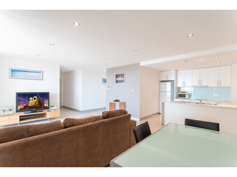 33/83 Marine Parade, Redcliffe QLD 4020