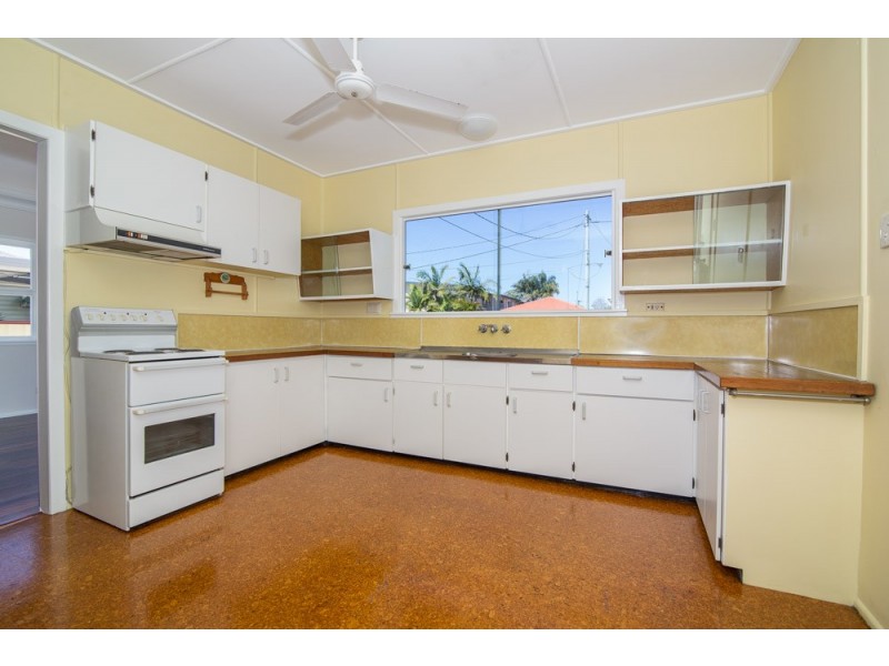 12 Keenan Street, Margate QLD 4019