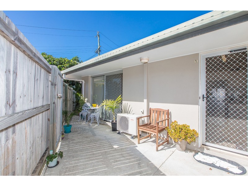 1/3 Thompson Crescent, Clontarf QLD 4019