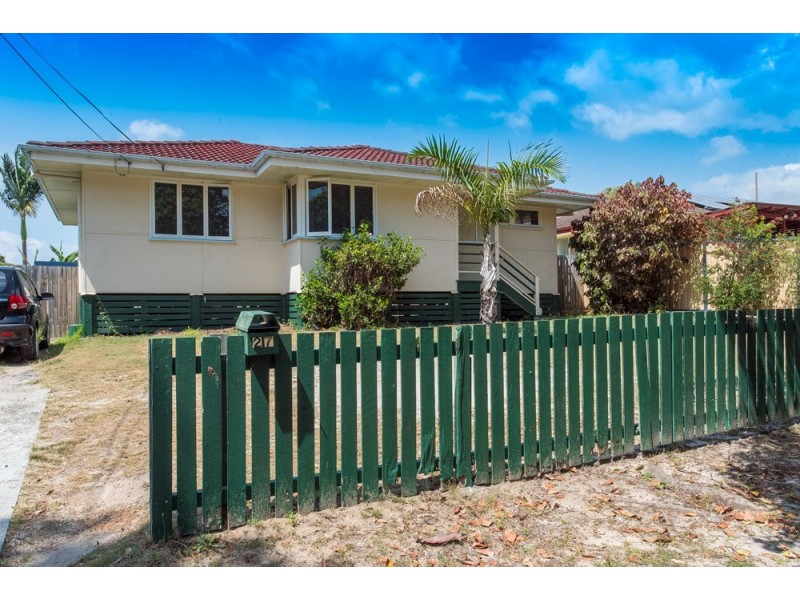 27 Henzell Street, Redcliffe QLD 4020