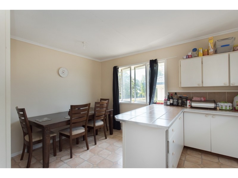 27 Henzell Street, Redcliffe QLD 4020