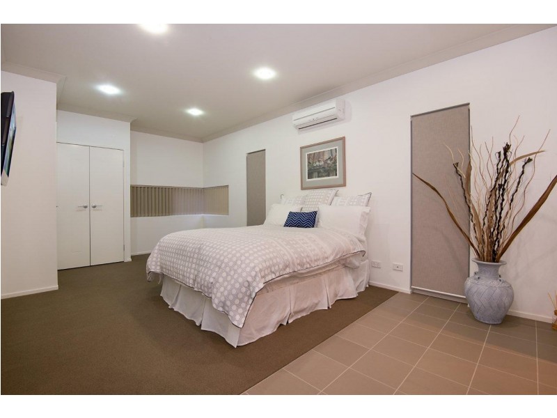 35 Bradley Road, Clontarf QLD 4019