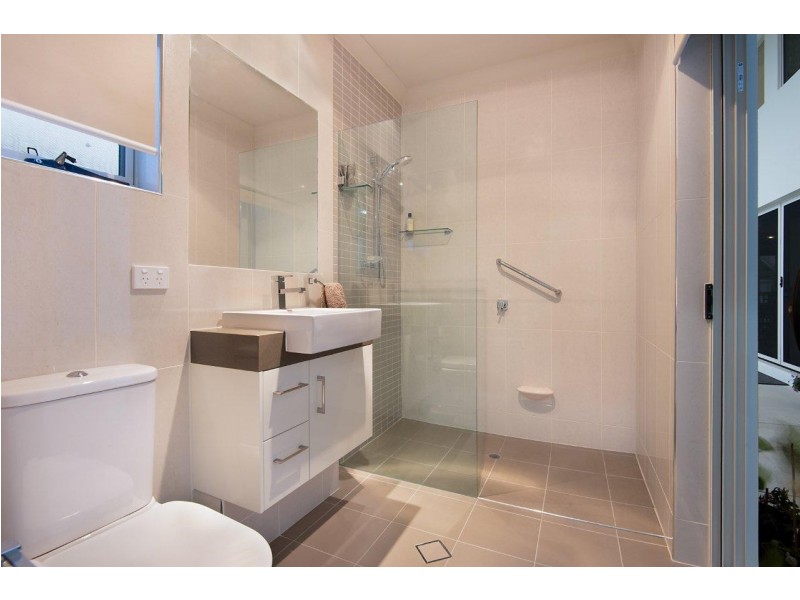 35 Bradley Road, Clontarf QLD 4019