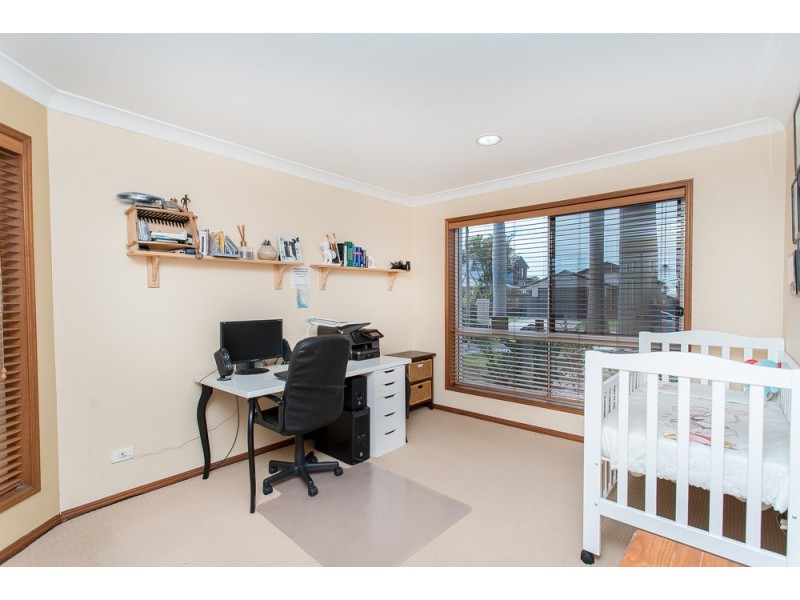 24 Enterprise Court, Newport QLD 4020