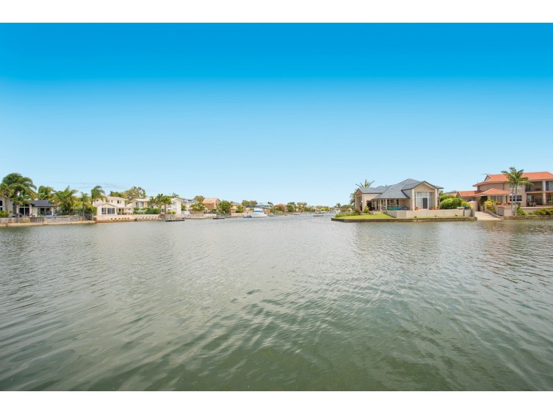 24 Enterprise Court, Newport QLD 4020