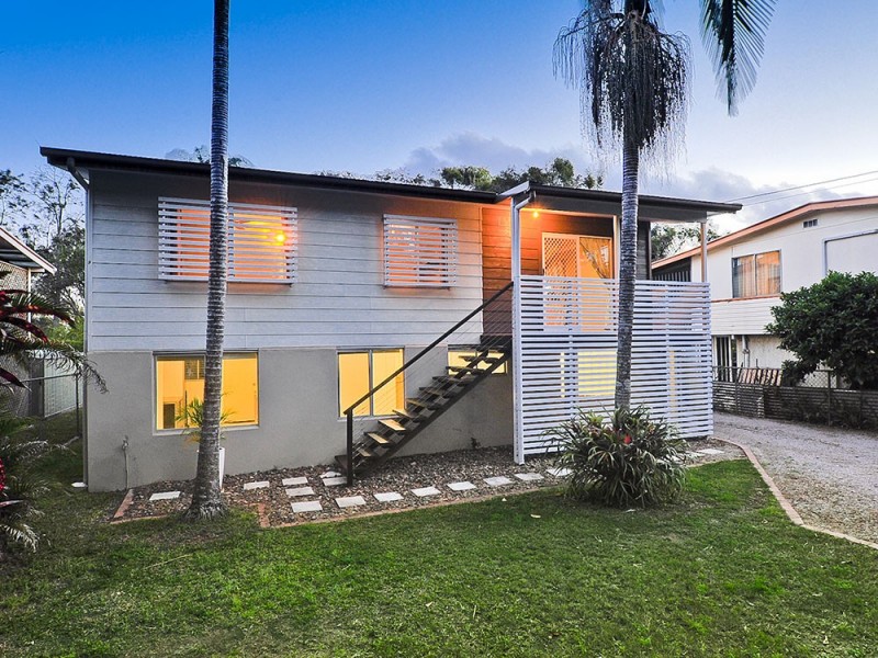 19 Gerald Avenue, Clontarf QLD 4019