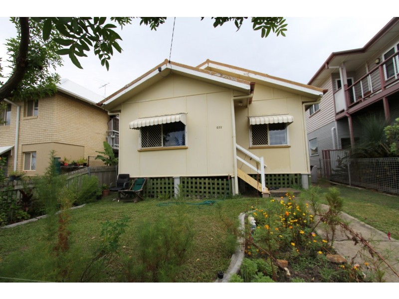 533 Oxley Avenue, Redcliffe QLD 4020
