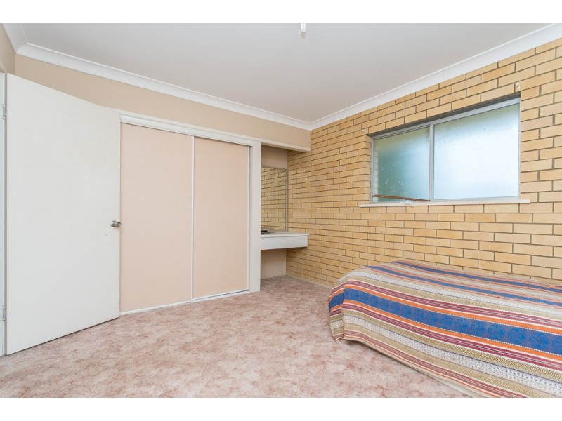 50 Oyster Point Esplanade, Scarborough QLD 4020