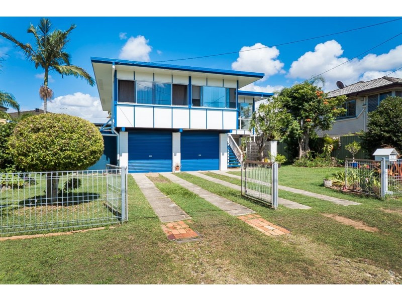 12 Waraba Street, Clontarf QLD 4019