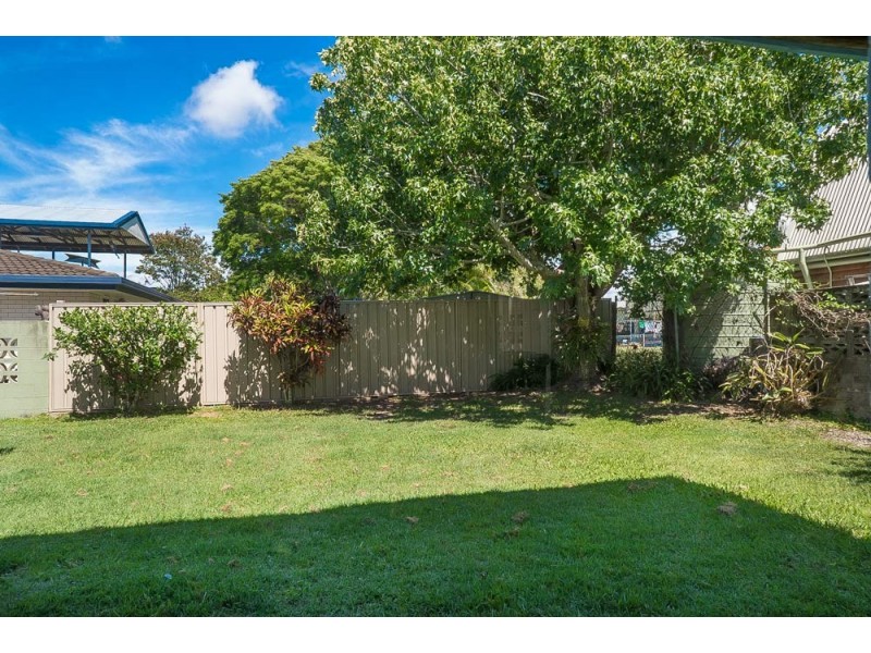 12 Waraba Street, Clontarf QLD 4019