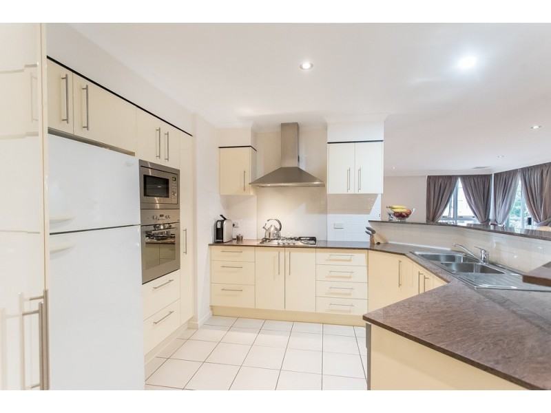 12/43 Marine Parade, Redcliffe QLD 4020