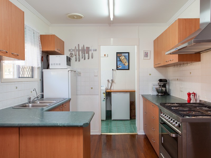98 Dunbar Street, Margate QLD 4019