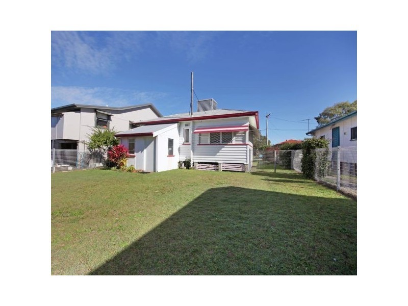 26 Valerie Street, Clontarf QLD 4019