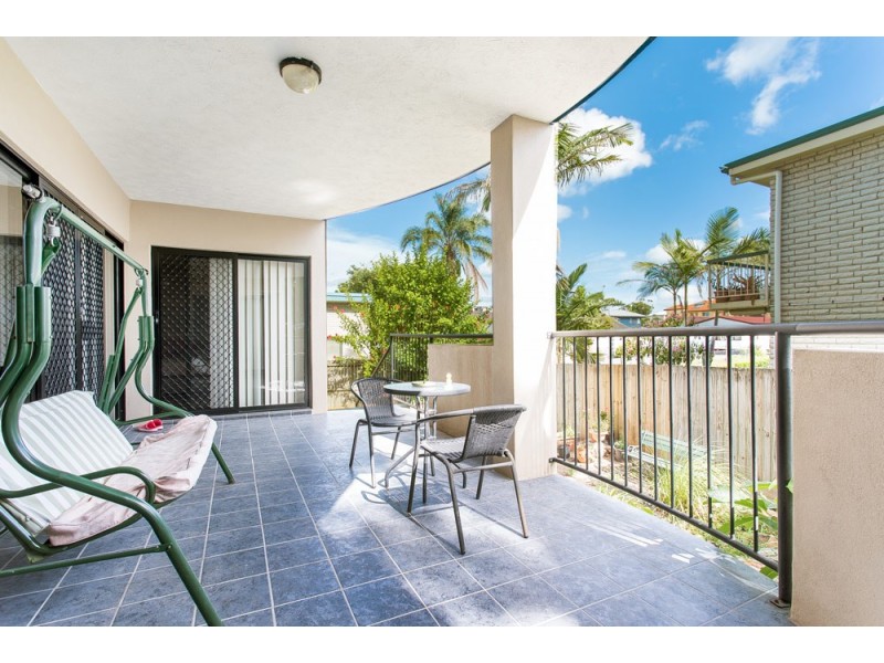 1/9 McNaughton Street, Redcliffe QLD 4020
