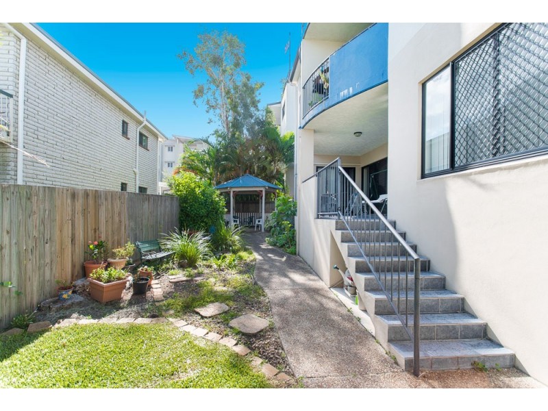 1/9 McNaughton Street, Redcliffe QLD 4020